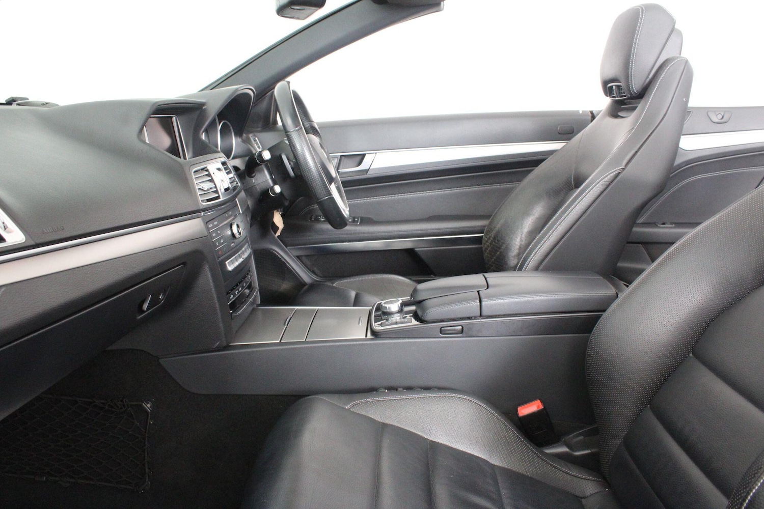 Used Mercedes-Benz E Class 2015 for sale - 76990852: Photo 60