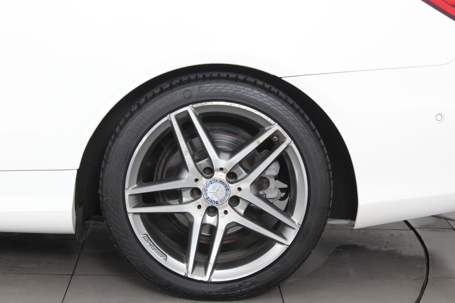 Used Mercedes-Benz E Class 2015 for sale - 76990852: Photo 77