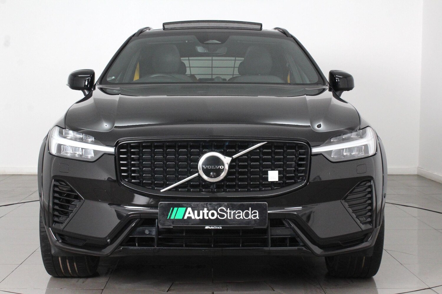 Used Volvo XC60 for sale - 76992540: Photo 17