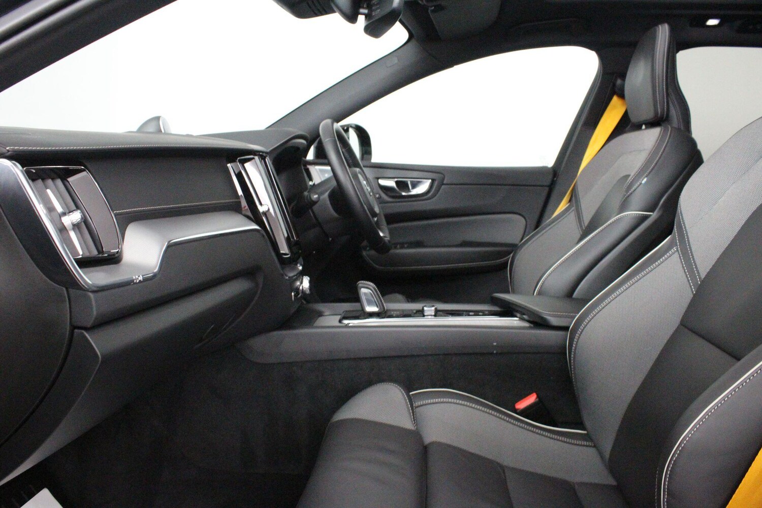 Used Volvo XC60 for sale - 76992540: Photo 59