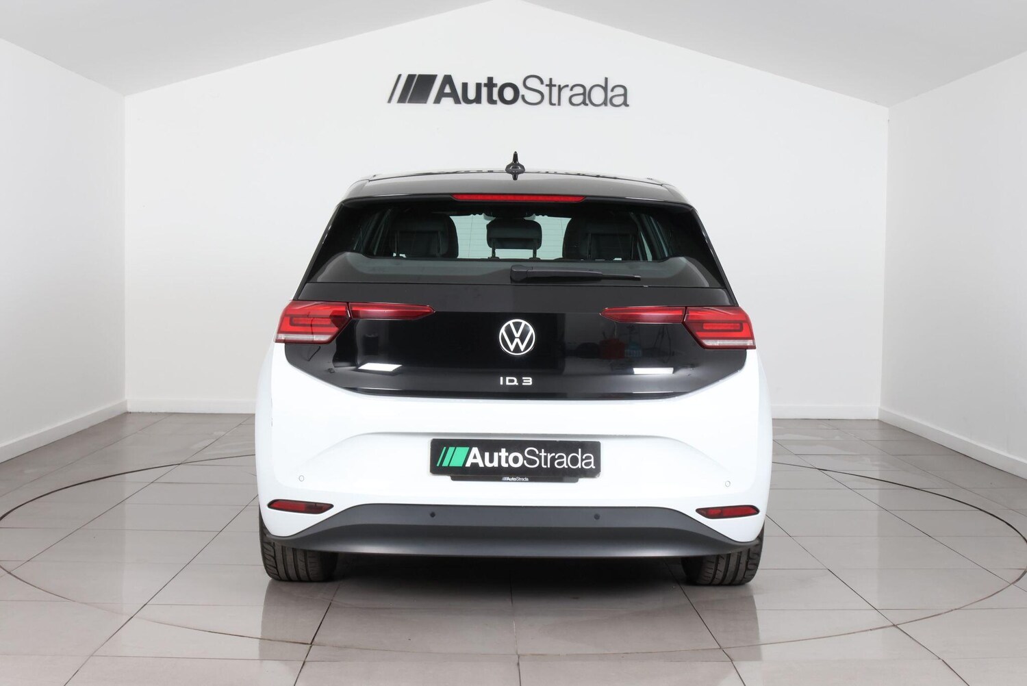 Used Volkswagen ID.3 2023 for sale - 77839299: Photo 10