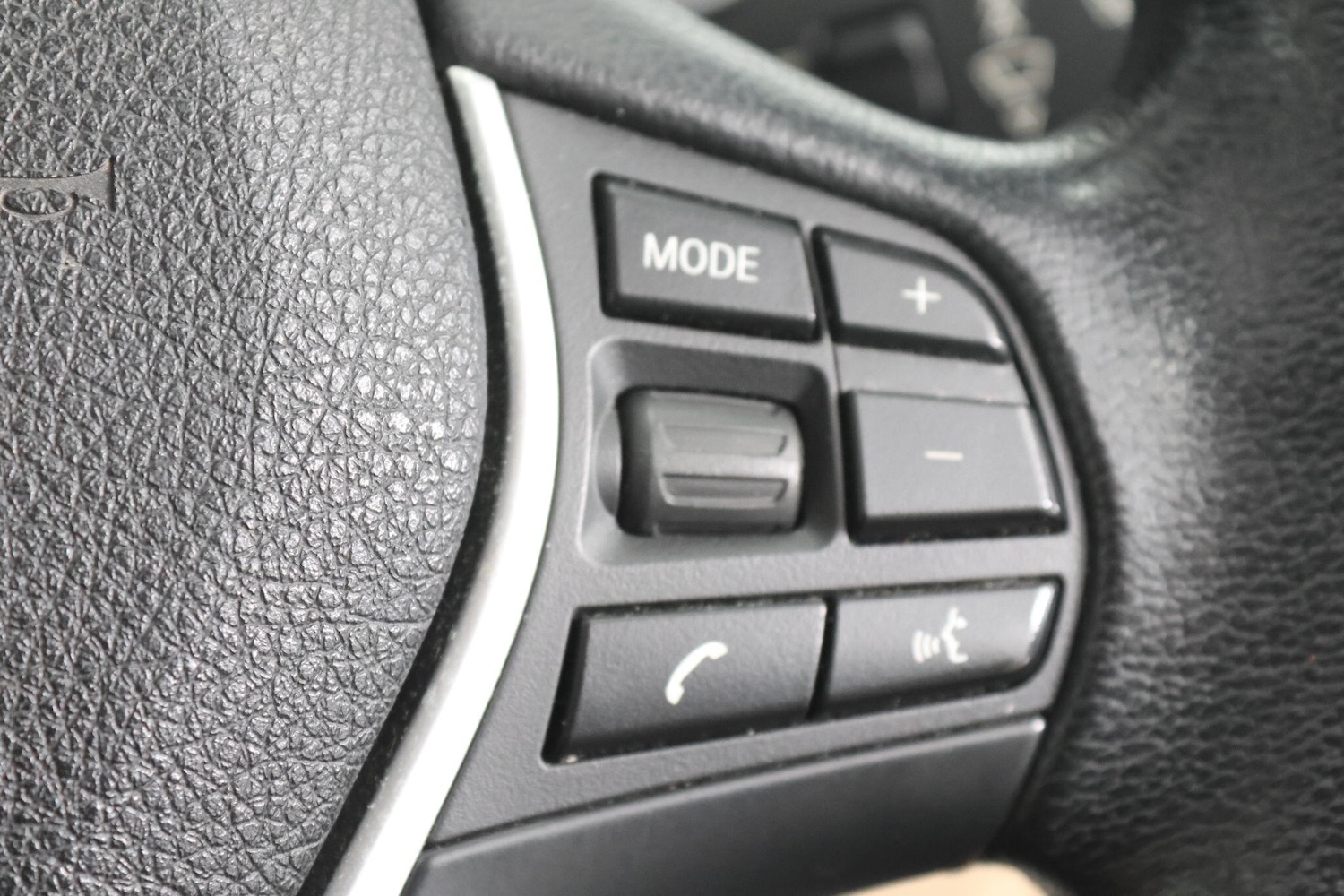 Used BMW 3 Series 2013 for sale - 77358410: Photo 27