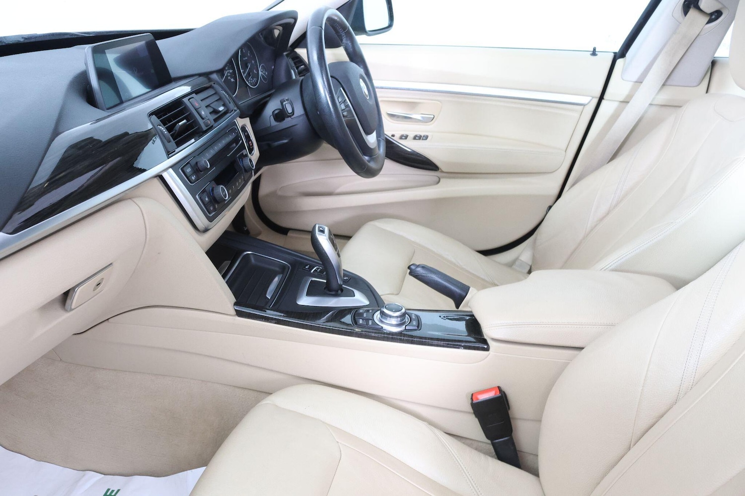 Used BMW 3 Series 2013 for sale - 77358410: Photo 35