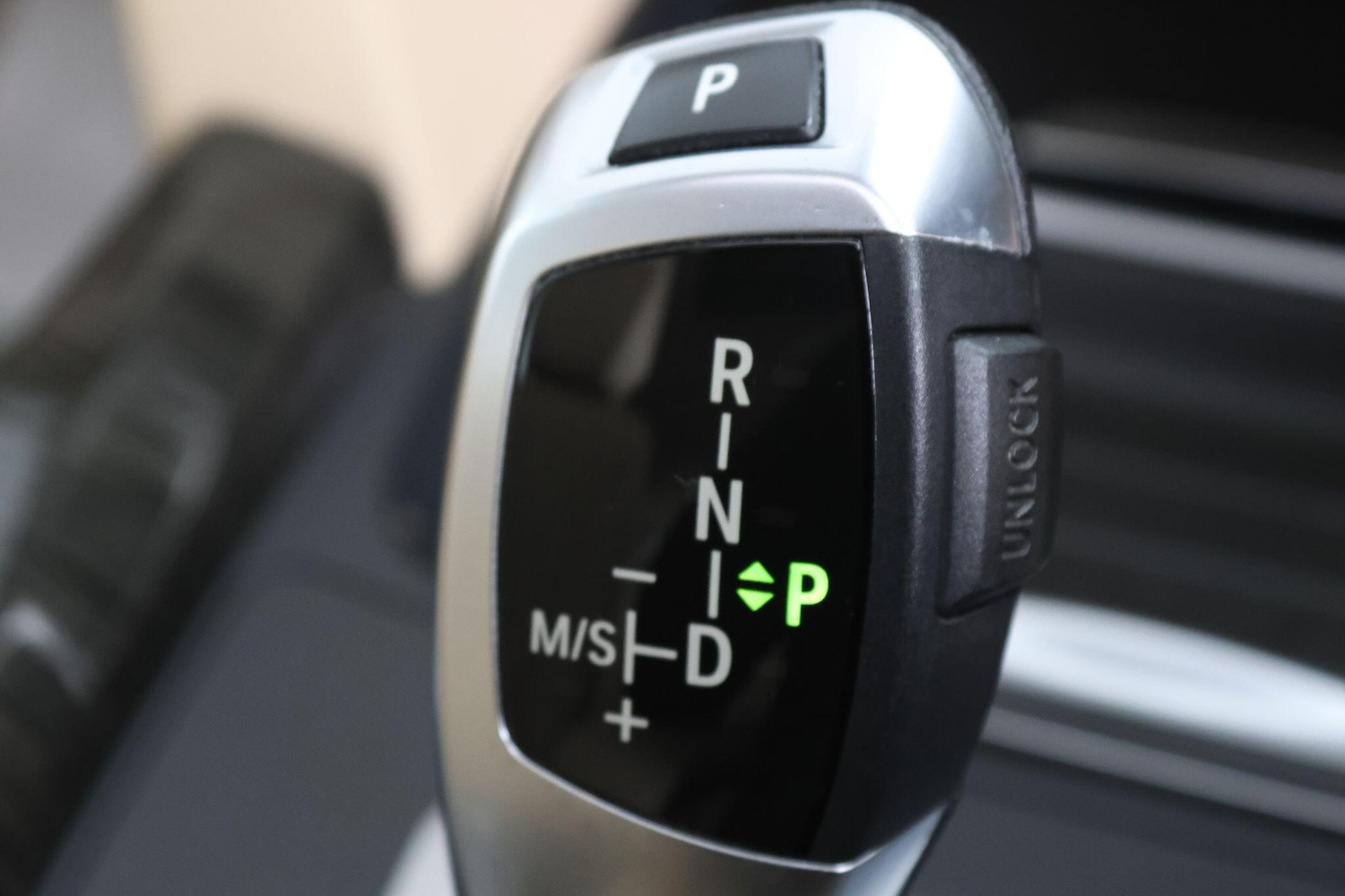 Used BMW 3 Series 2013 for sale - 77358410: Photo 48