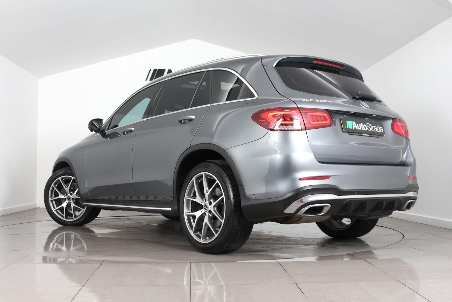 Used Mercedes-Benz GLC 2020 for sale - 77612650: Photo 12