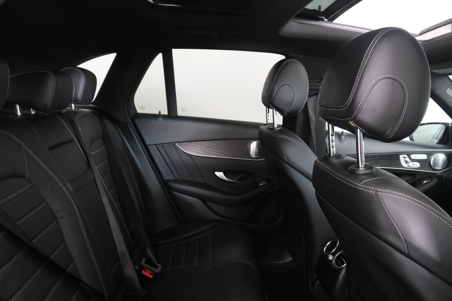 Used Mercedes-Benz GLC 2020 for sale - 77612650: Photo 45