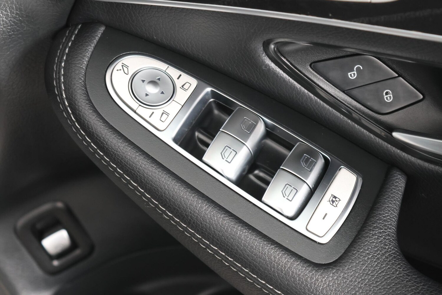 Used Mercedes-Benz GLC 2020 for sale - 77612650: Photo 49