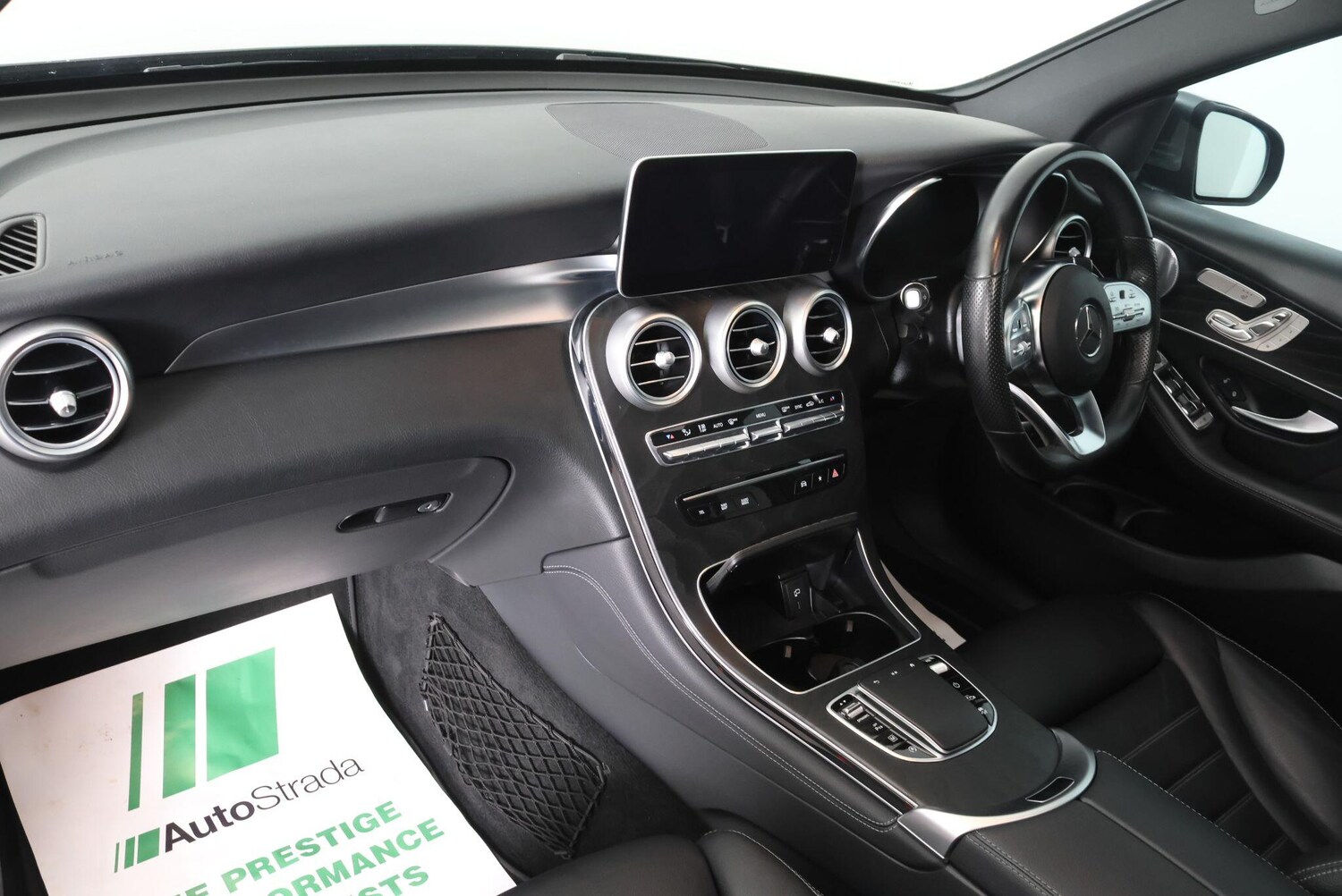 Used Mercedes-Benz GLC 2020 for sale - 77612650: Photo 64