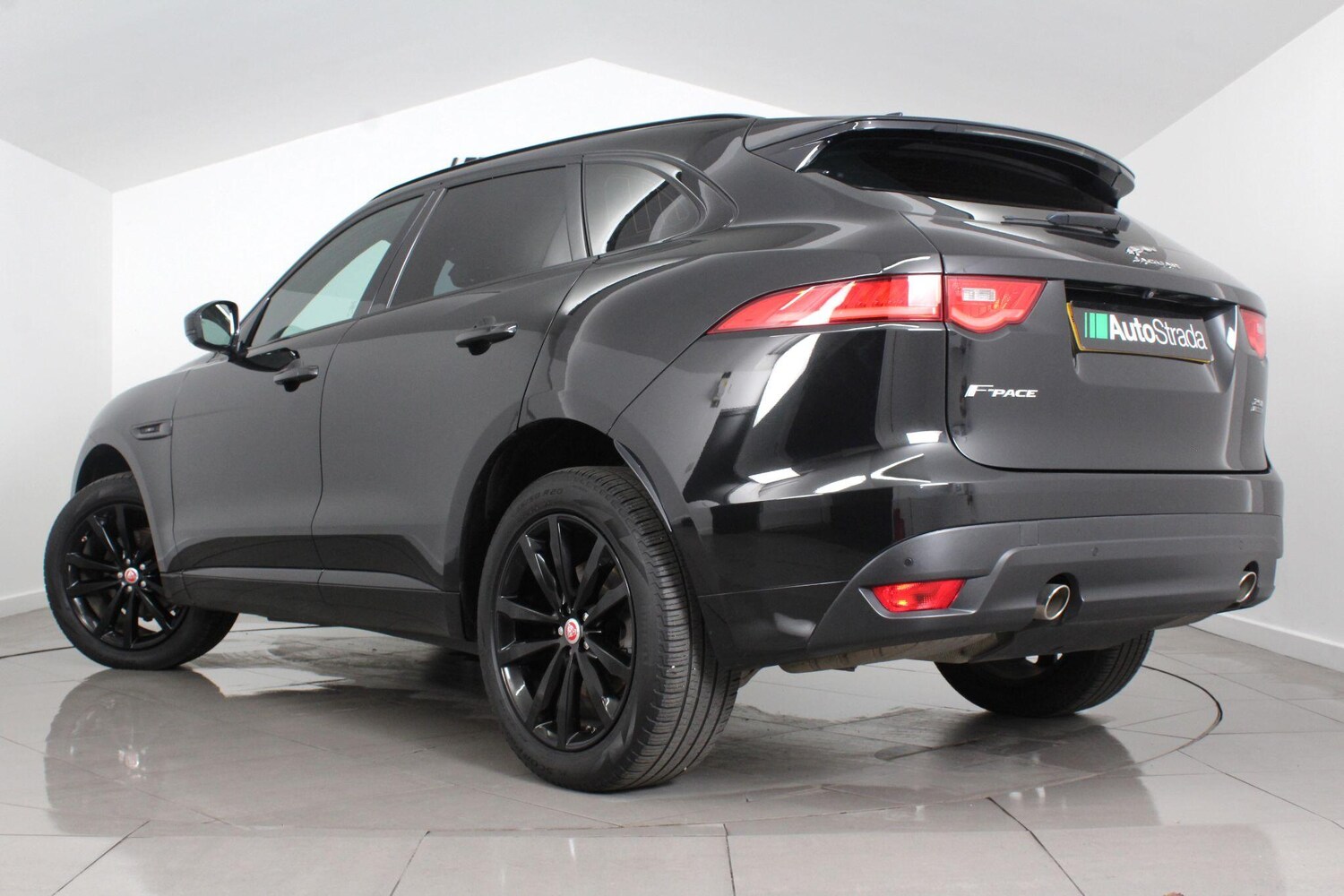 Used Jaguar F-Pace 2020 for sale - 76989380: Photo 10