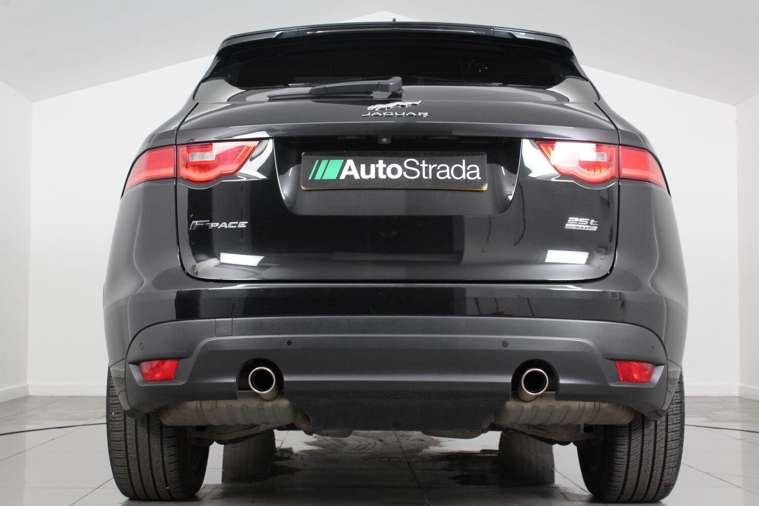 Used Jaguar F-Pace 2020 for sale - 76989380: Photo 12