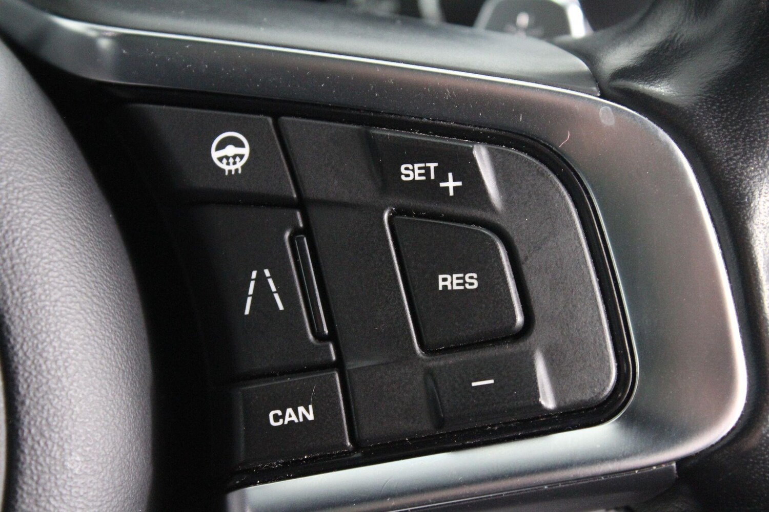 Used Jaguar F-Pace 2020 for sale - 76989380: Photo 35