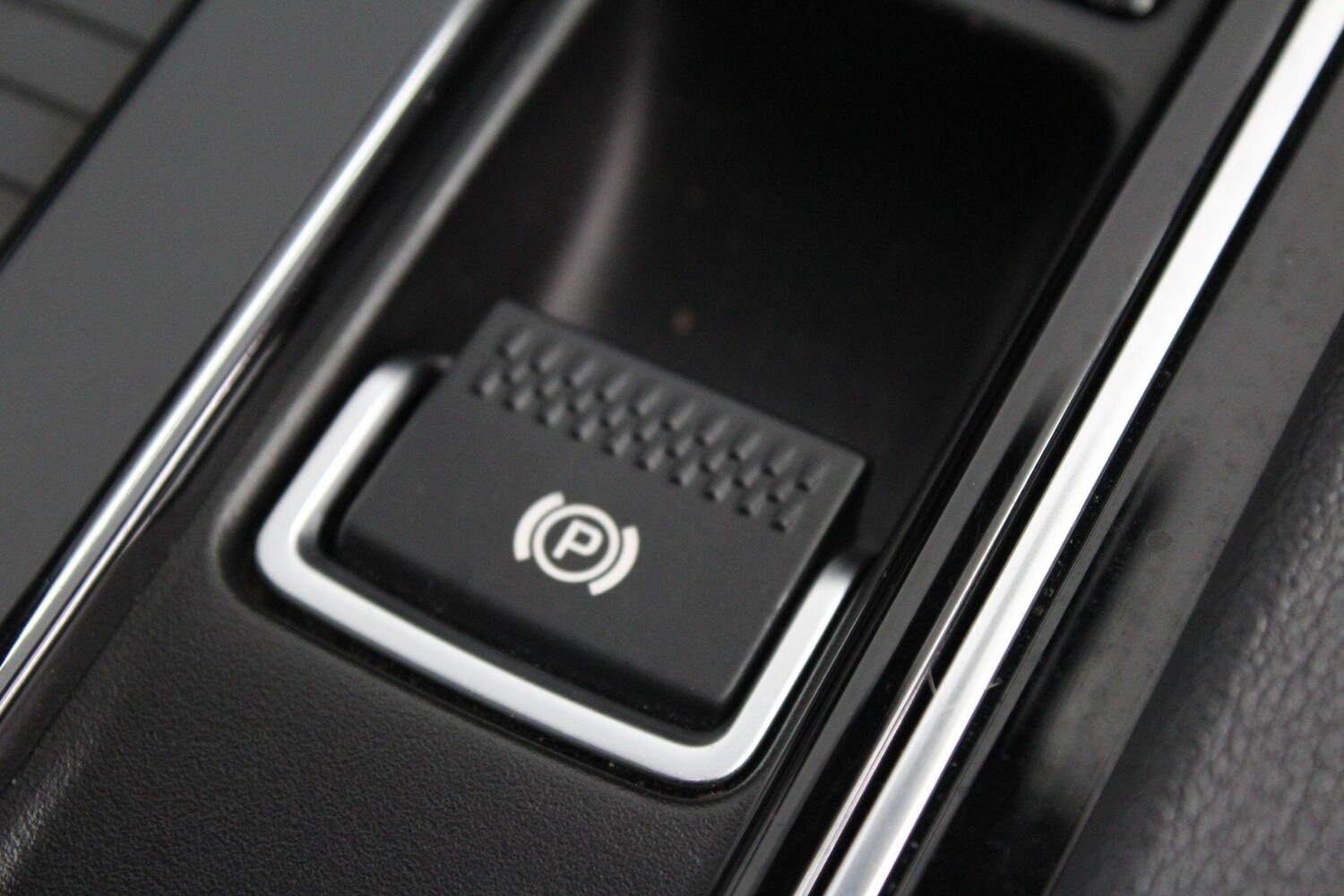 Used Jaguar F-Pace 2020 for sale - 76989380: Photo 59