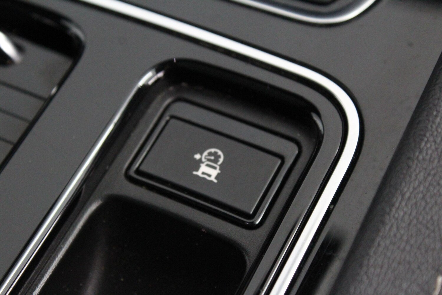 Used Jaguar F-Pace 2020 for sale - 76989380: Photo 60