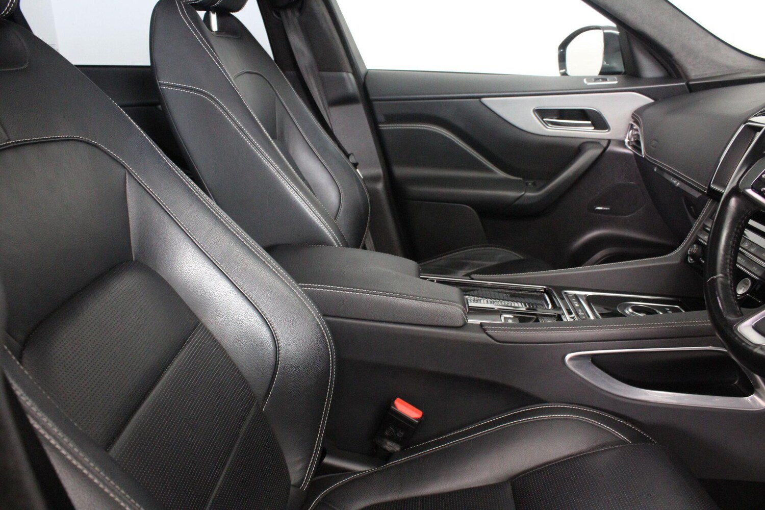 Used Jaguar F-Pace 2020 for sale - 76989380: Photo 67