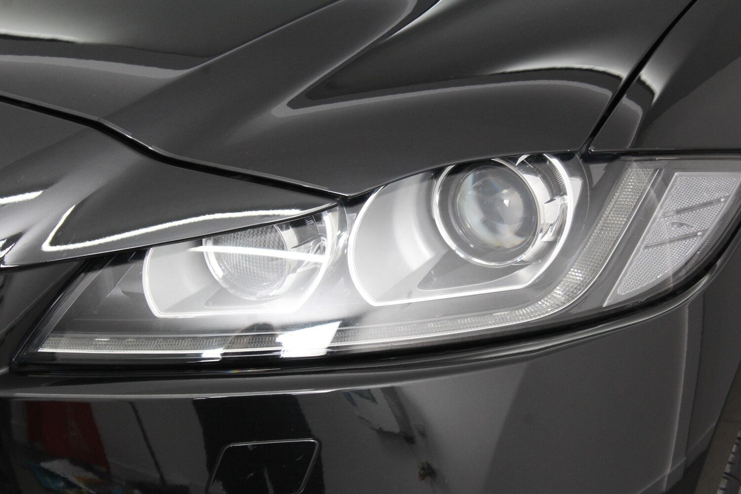 Used Jaguar F-Pace 2020 for sale - 76989380: Photo 80