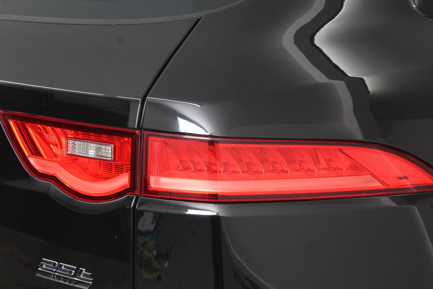 Used Jaguar F-Pace 2020 for sale - 76989380: Photo 86