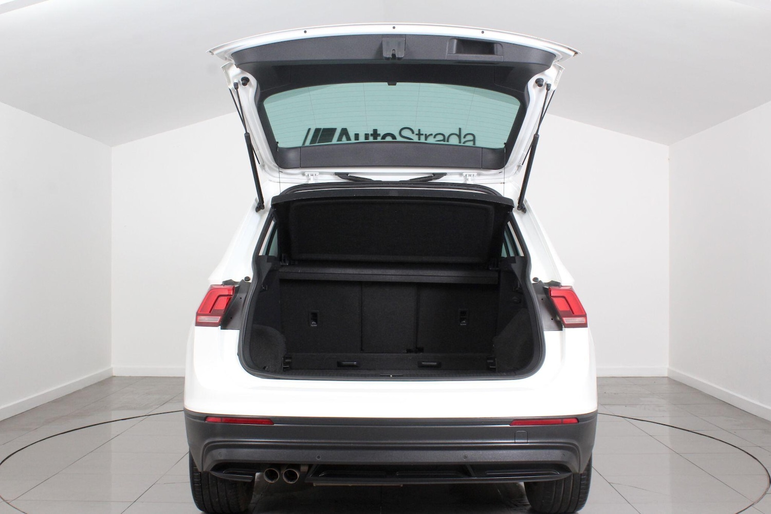 Used Volkswagen Tiguan for sale - 76997690: Photo 21