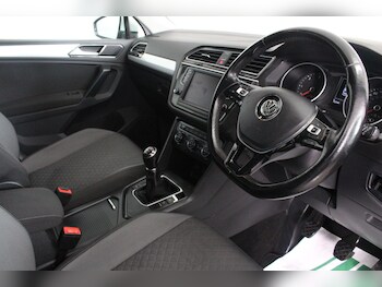 Used Volkswagen Tiguan 2017 for sale - 76997690: Photo