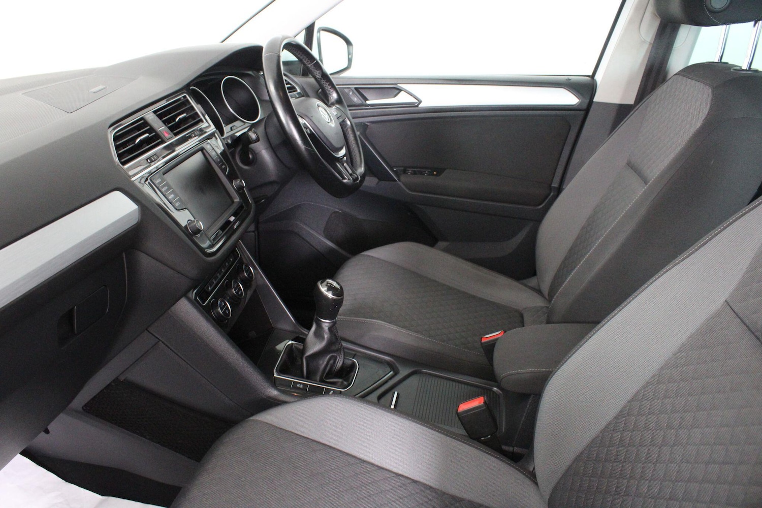 Used Volkswagen Tiguan for sale - 76997690: Photo 52