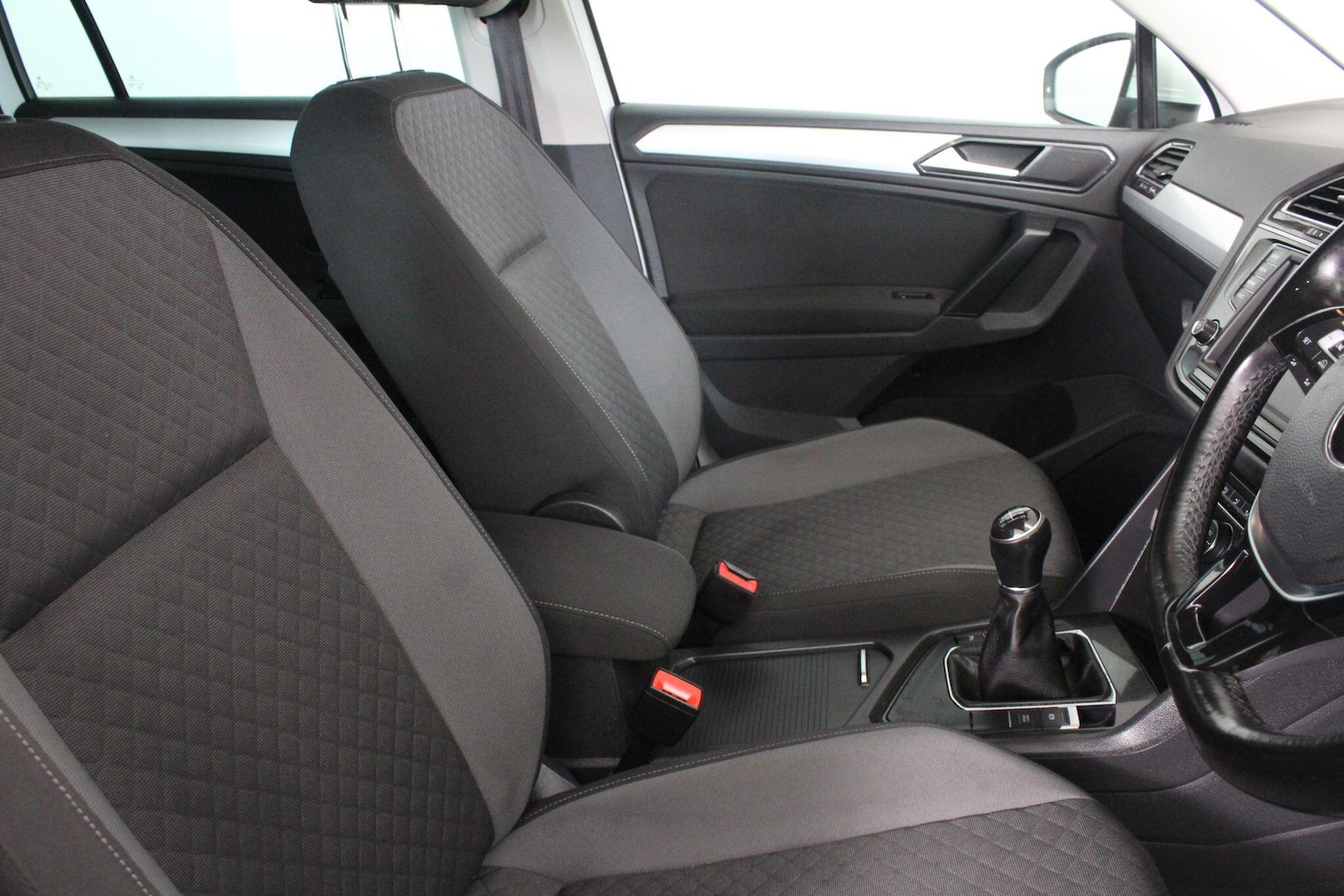 Used Volkswagen Tiguan for sale - 76997690: Photo 56