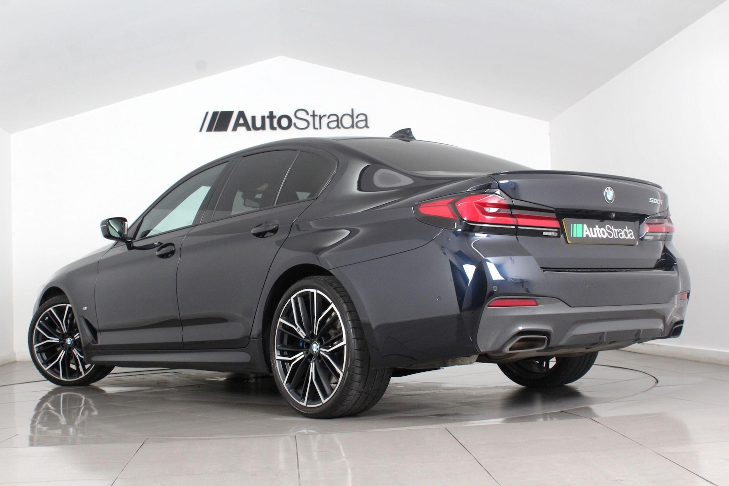 Used BMW 5 Series for sale - 76990441: Photo 10