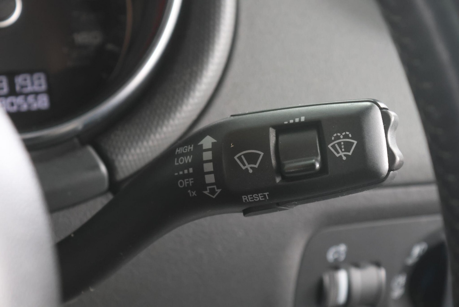 Used Audi TT 2012 for sale - 77853538: Photo 22