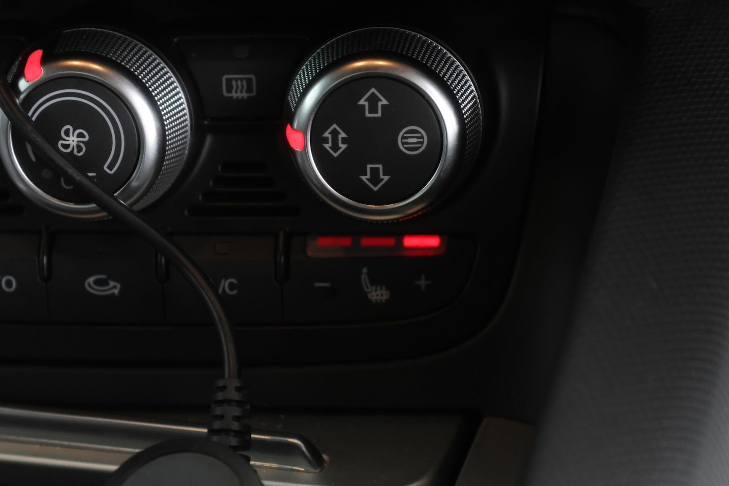 Used Audi TT 2012 for sale - 77853538: Photo 32