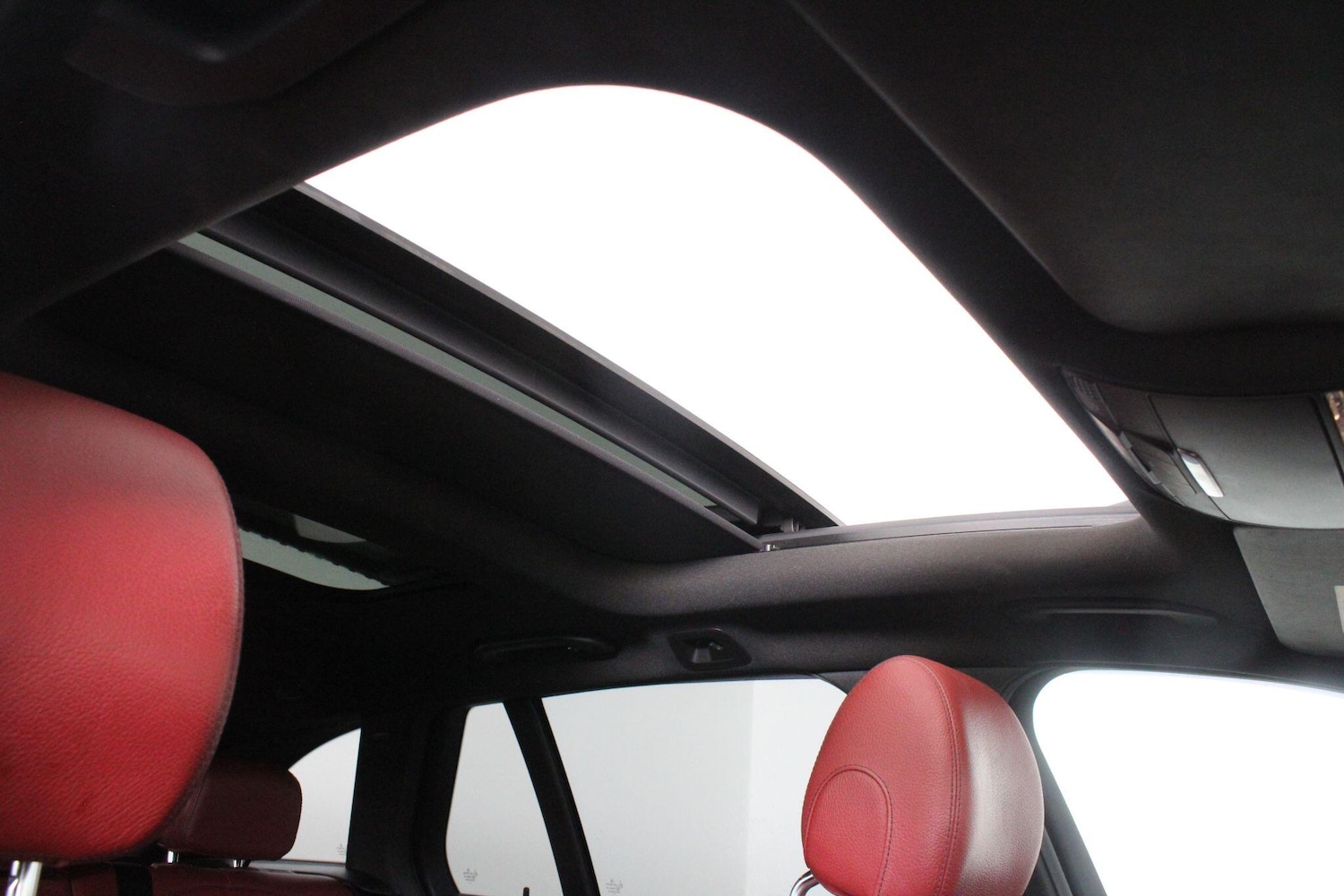 Used Mercedes-Benz C Class for sale - 76994928: Photo 5