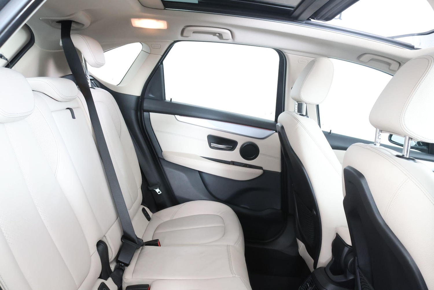 Used BMW 2 Series 2018 for sale - 77439791: Photo 64