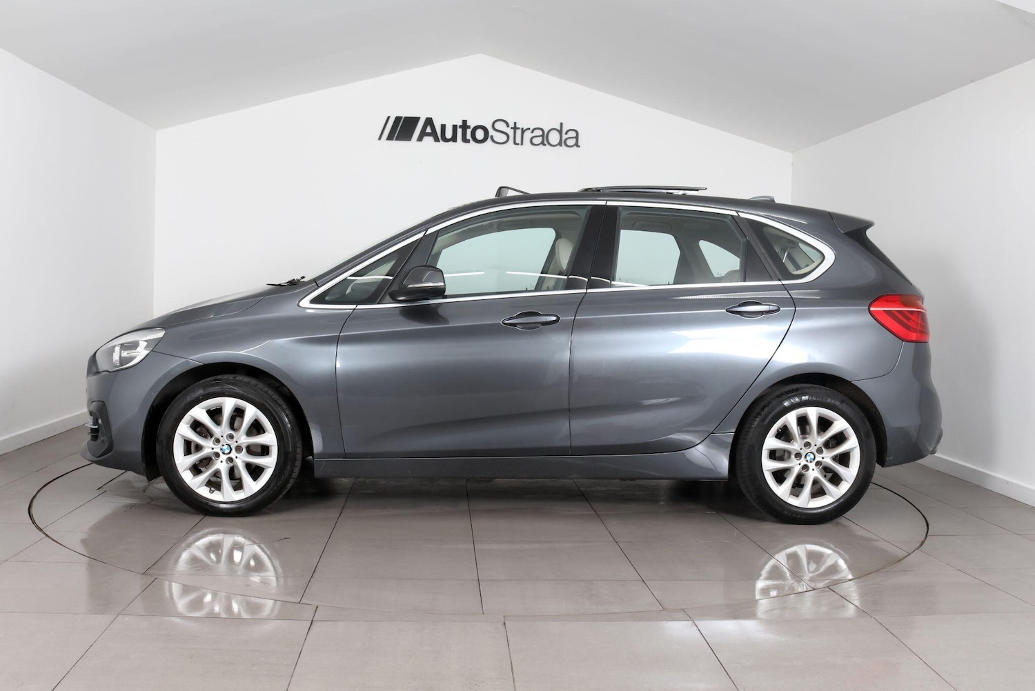 Used BMW 2 Series 2018 for sale - 77439791: Photo 9