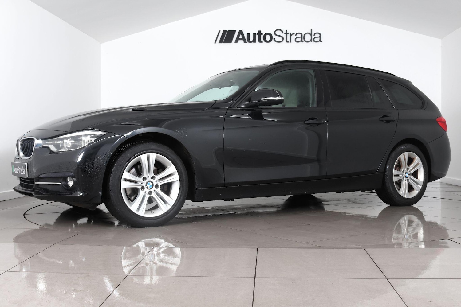 Used BMW 3 Series 2017 for sale - 77191950: Photo 19