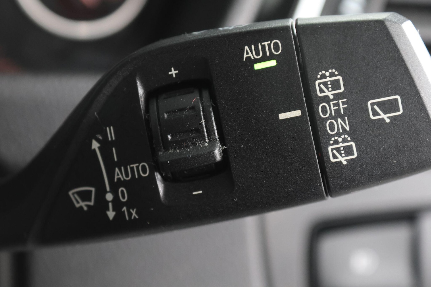 Used BMW 3 Series 2017 for sale - 77191950: Photo 31