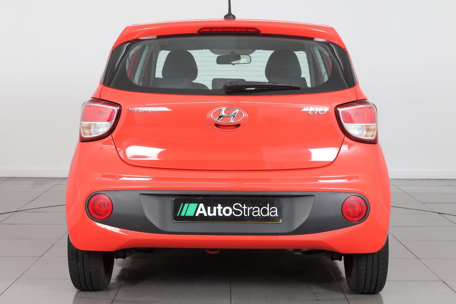 Used Hyundai i10 2018 for sale - 76989447: Photo 12