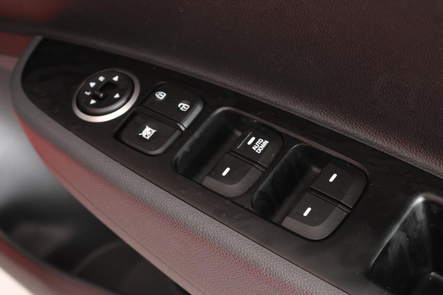 Used Hyundai i10 2018 for sale - 76989447: Photo 37