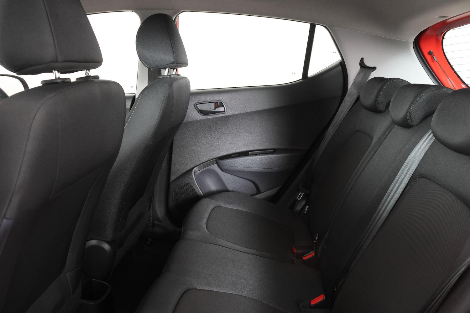 Used Hyundai i10 2018 for sale - 76989447: Photo 50