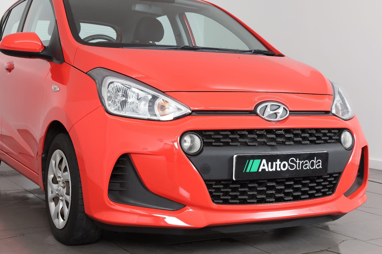 Used Hyundai i10 2018 for sale - 76989447: Photo 56