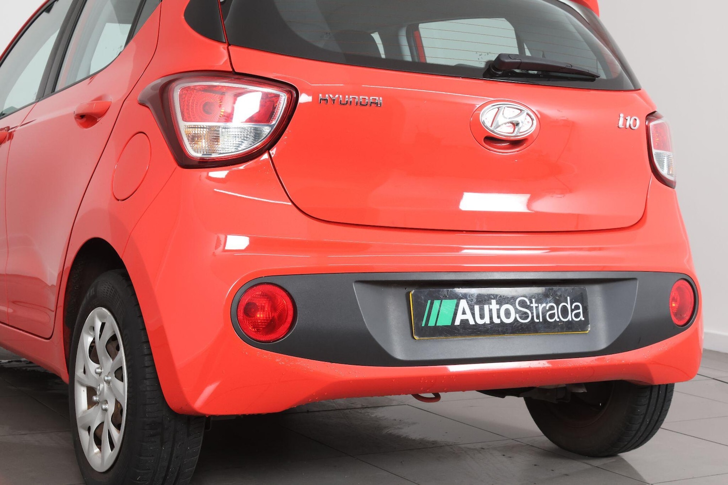 Used Hyundai i10 2018 for sale - 76989447: Photo 57