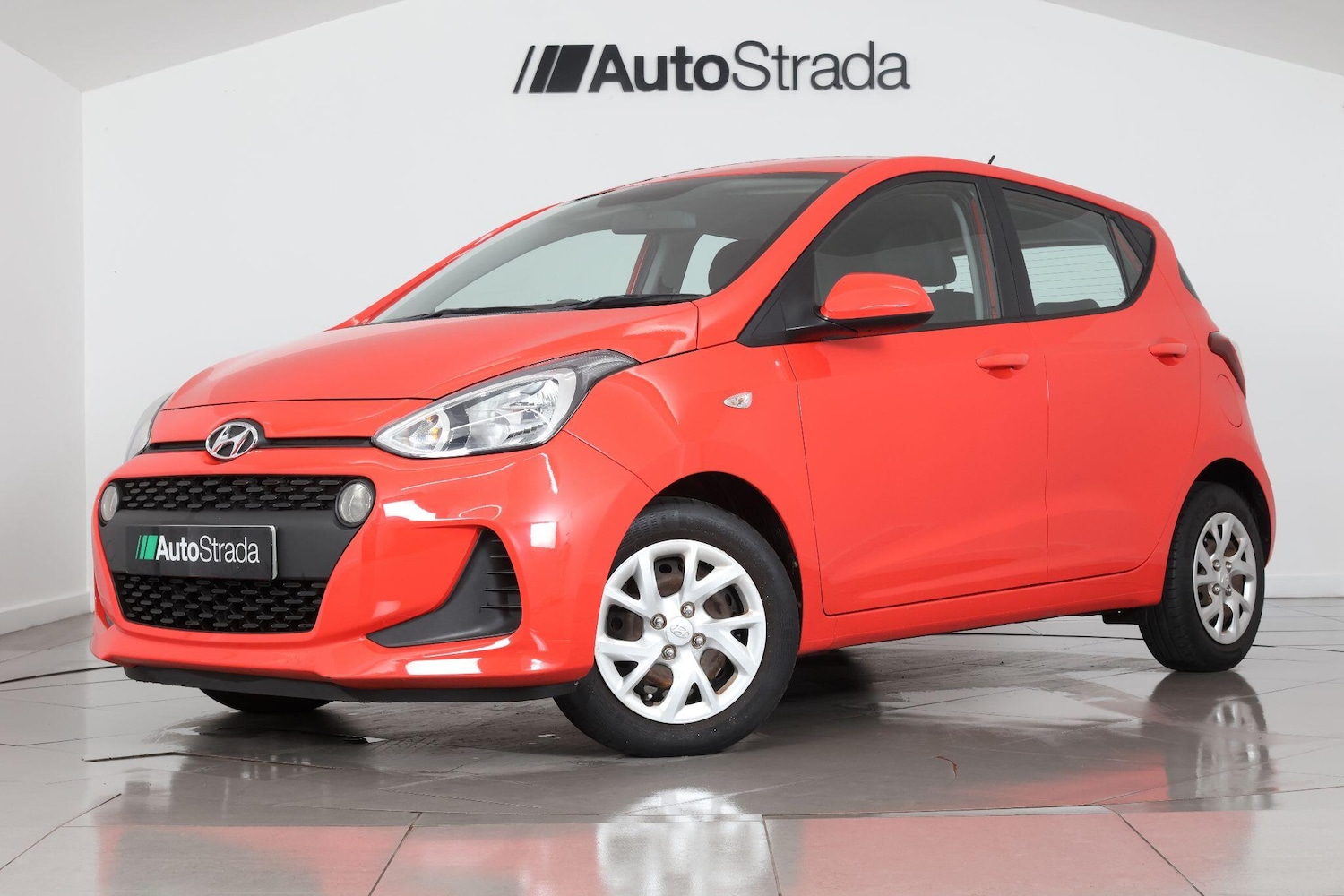 Used Hyundai i10 2018 for sale - 76989447: Photo 6