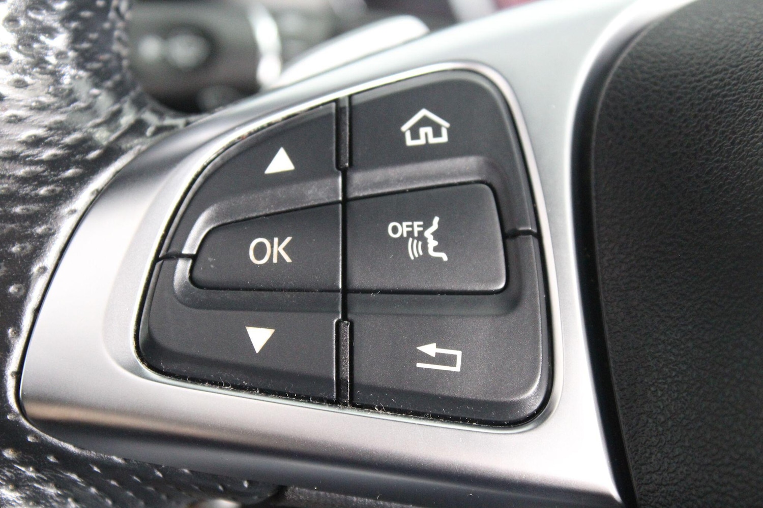 Used Mercedes-Benz GLC for sale - 76995344: Photo 27