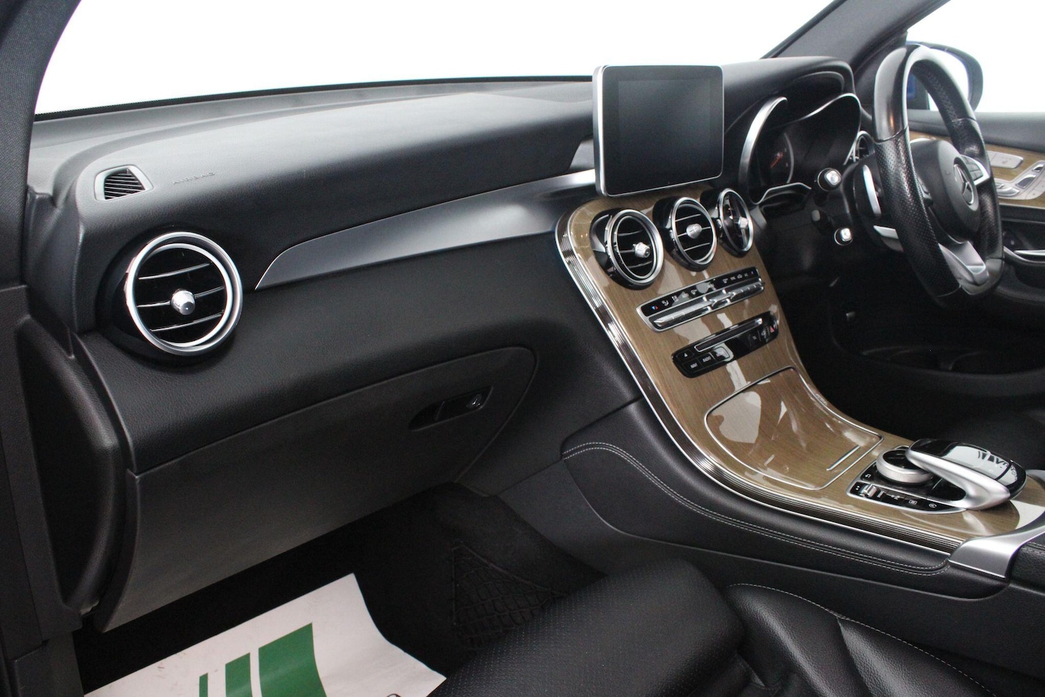 Used Mercedes-Benz GLC for sale - 76995344: Photo 79