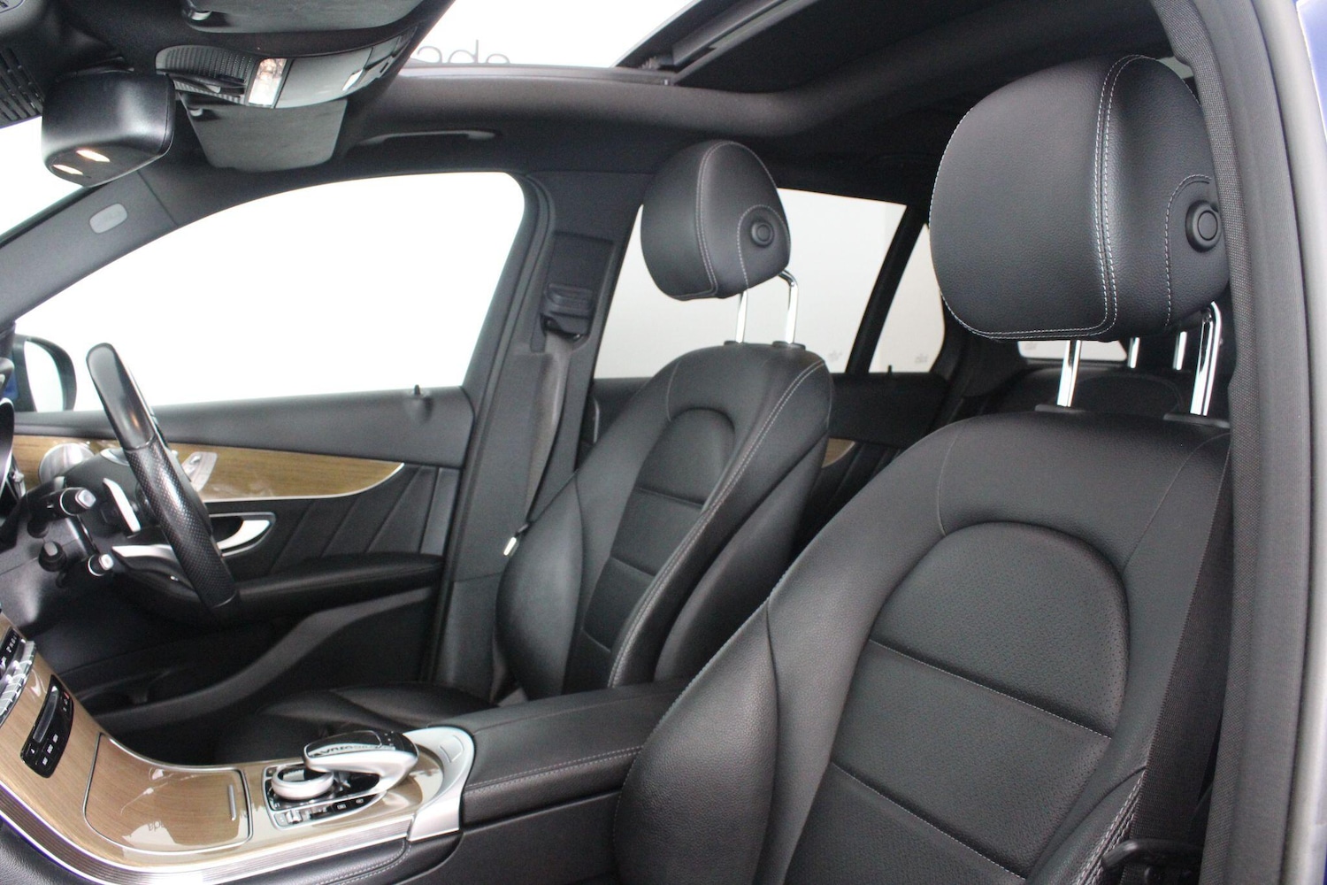 Used Mercedes-Benz GLC for sale - 76995344: Photo 81