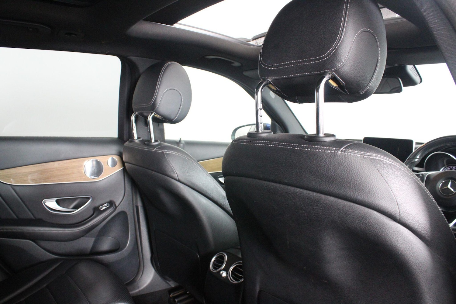 Used Mercedes-Benz GLC for sale - 76995344: Photo 89