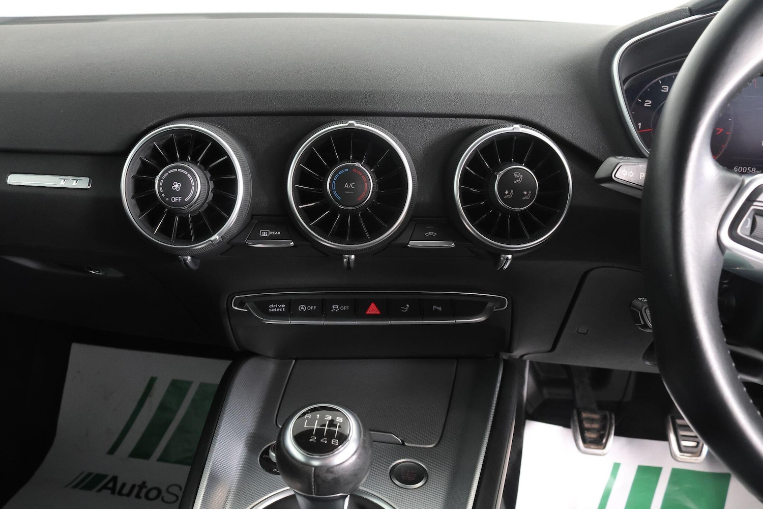 Used Audi TT for sale - 76997042: Photo 32