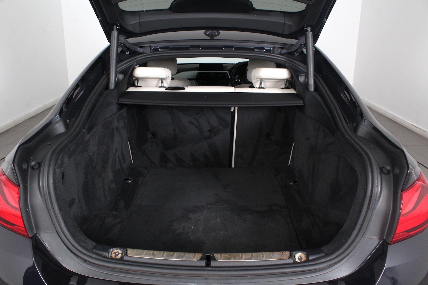 Used BMW 4 Series 2018 for sale - 77057648: Photo 78