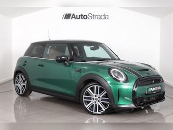 Used MINI Hatch 2023 for sale - 77993649: Photo