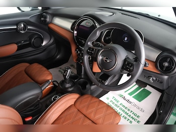 Used MINI Hatch 2023 for sale - 77993649: Photo