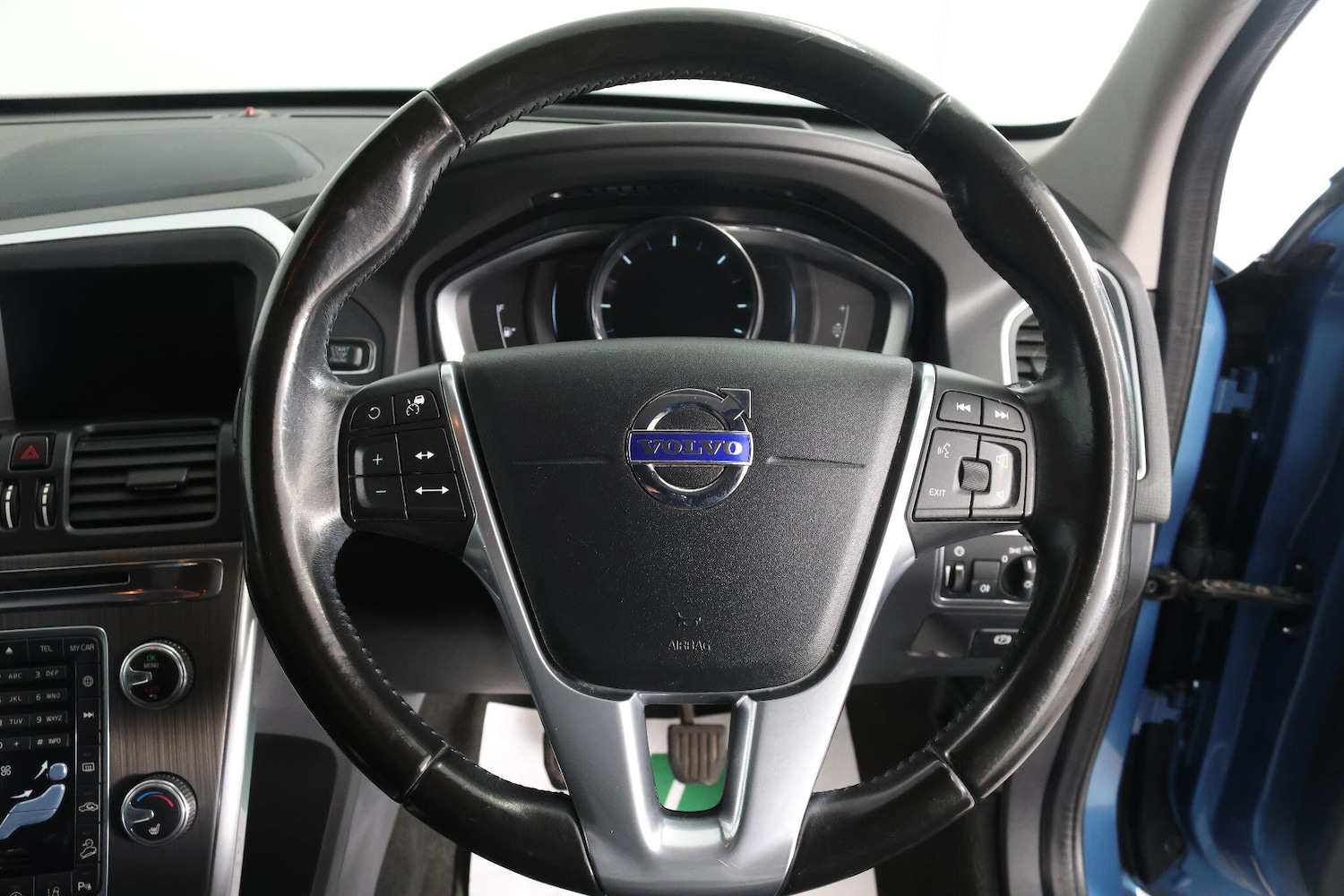 Used Volvo XC60 2015 for sale - 77120522: Photo 19