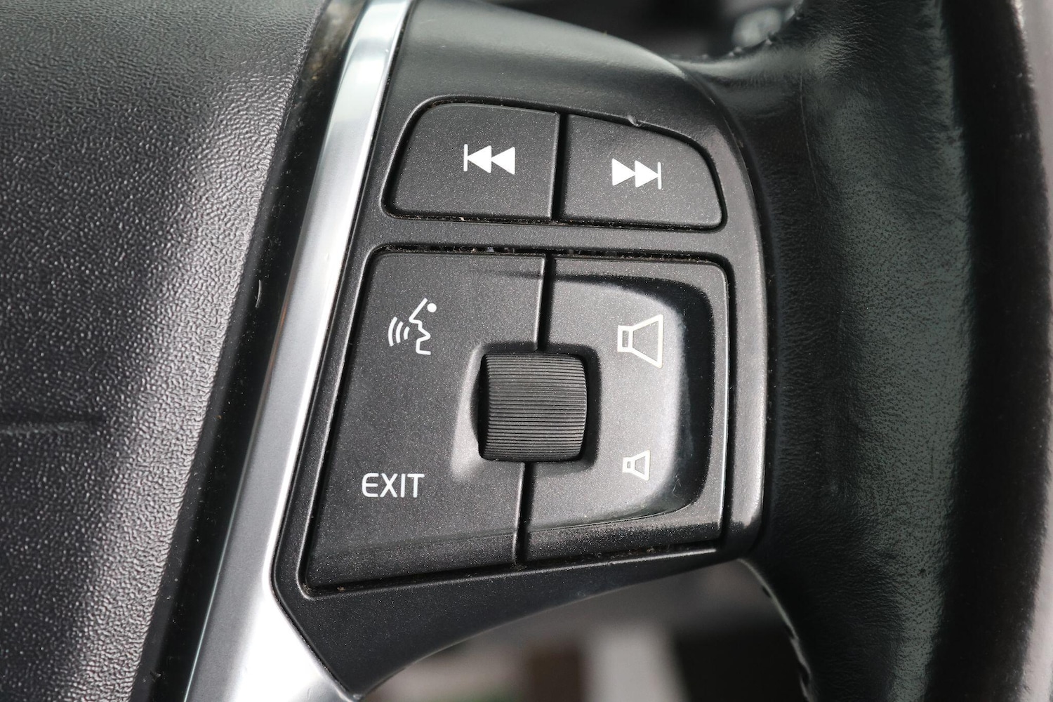 Used Volvo XC60 2015 for sale - 77120522: Photo 21