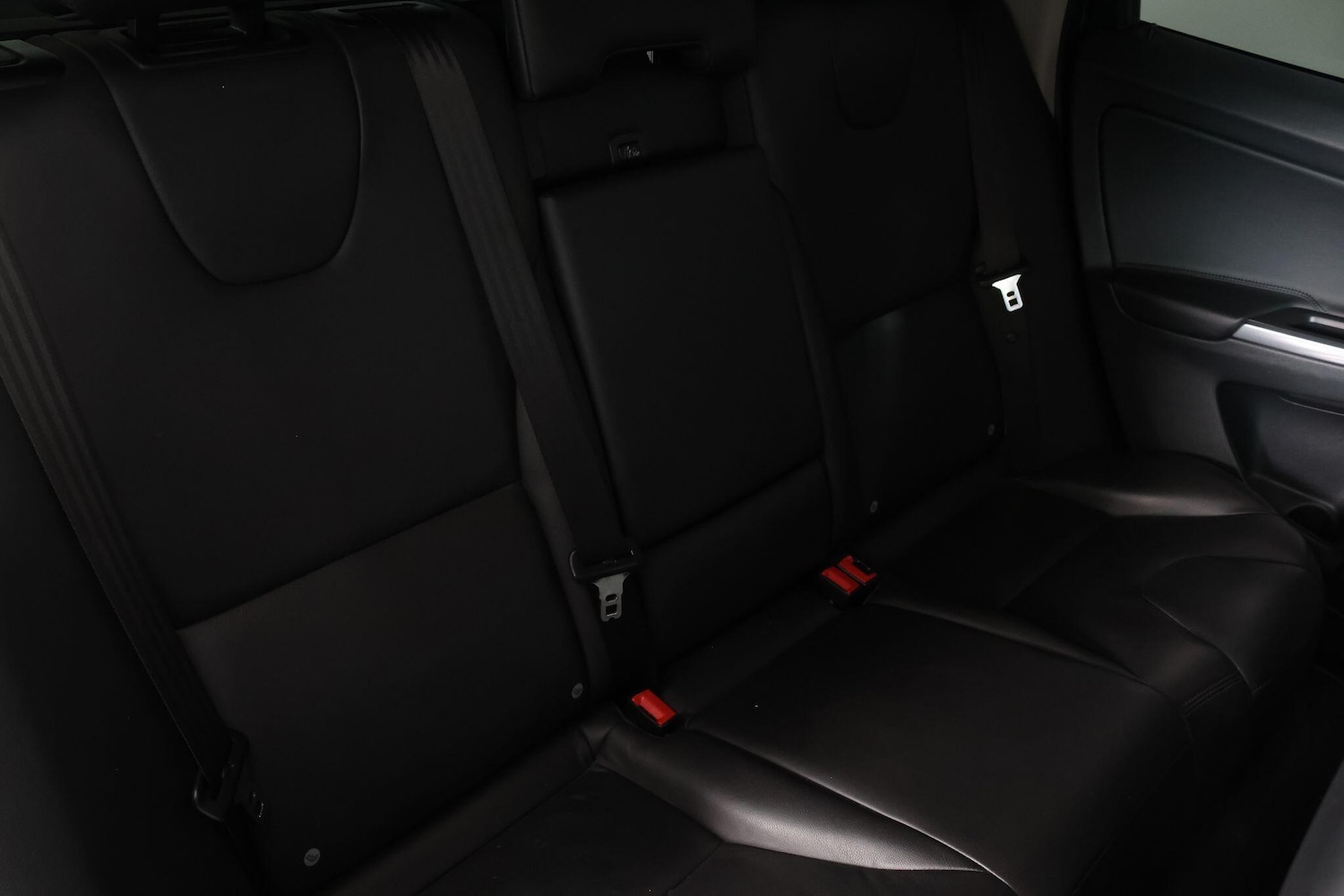 Used Volvo XC60 2015 for sale - 77120522: Photo 37