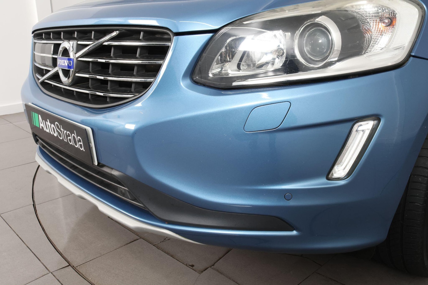 Used Volvo XC60 2015 for sale - 77120522: Photo 44